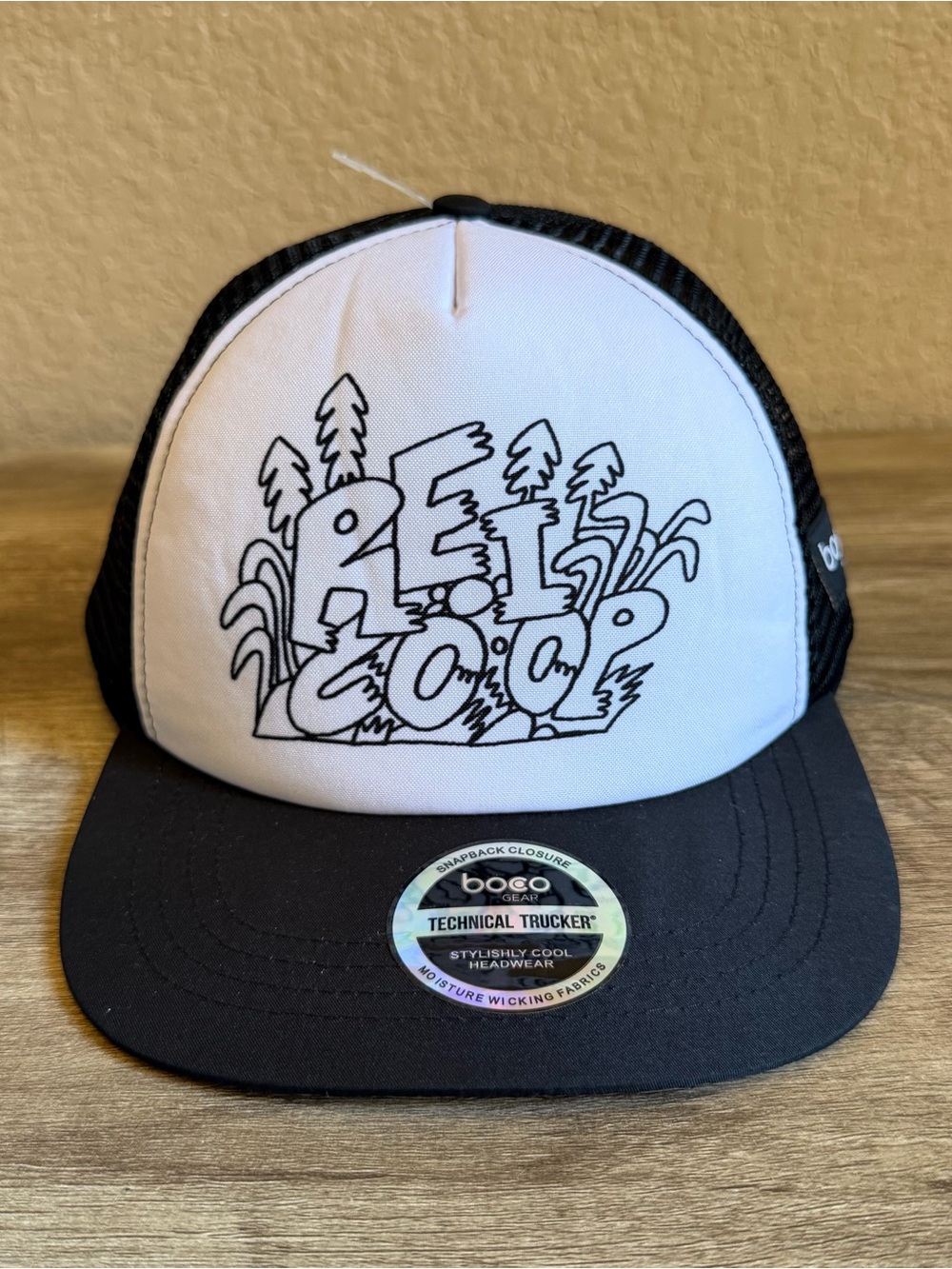 NWOT BoCo Gear REI Trucker Snapback Hat Black and White